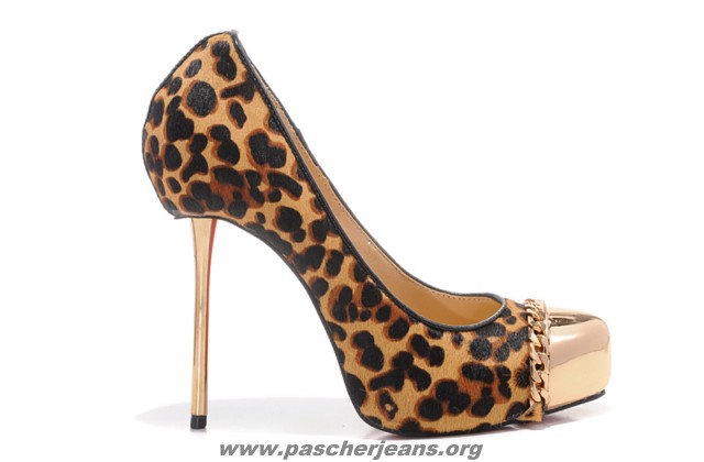 chaussure christian louboutin femme